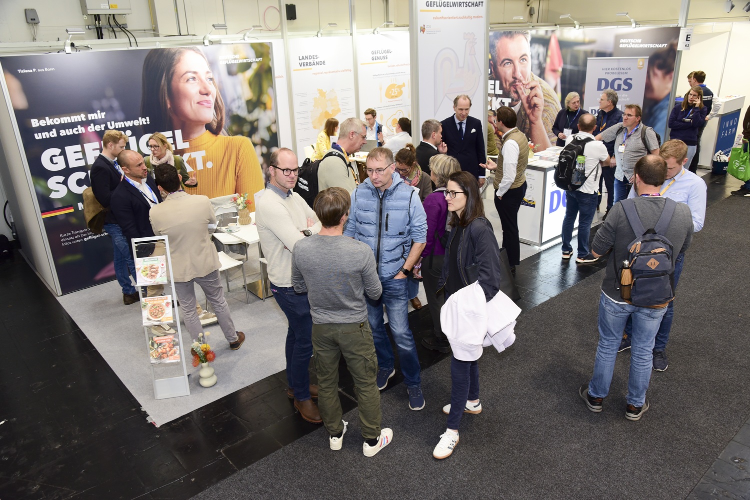 Fachgespräche am Messestand der Deutschen Geflügelwirtschaft | Bildnachweis: ZDG e. V.